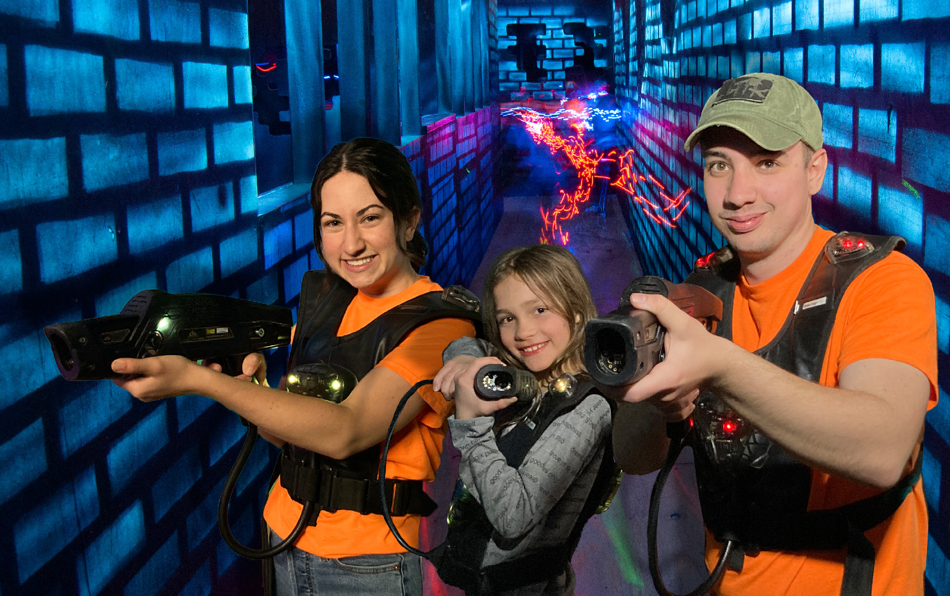 Laser Tag  Black-lit - Two Story Interactive Arena - FlagTagAZ